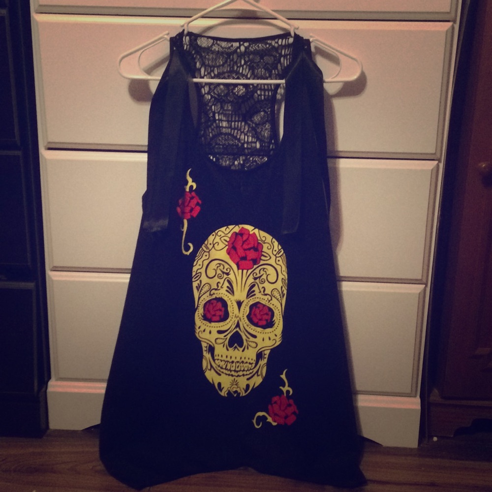 Skull tank top